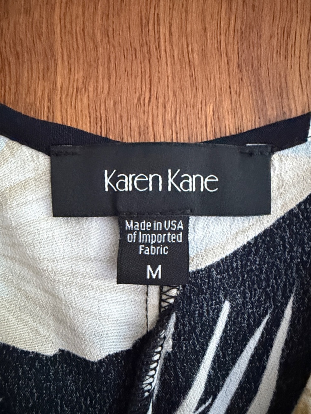 Karen Kane Black and Cream Tropical Print Slip Dress NWOT - Picture 3 of 3